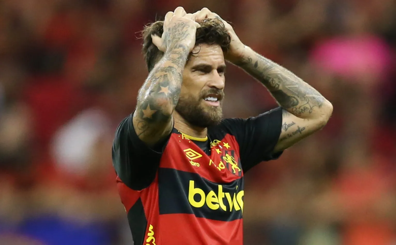 Quanto o Sport pagaria se quisesse utilizar Lucas Lima contra o Santos?