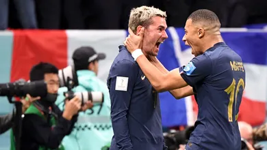 Deschamps escolhe Mbapp&eacute; como novo capit&atilde;o da Fran&ccedil;a &ndash; e parece que Griezmann n&atilde;o ficou muito satisfeito