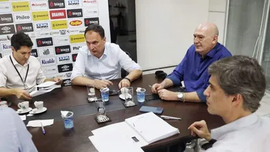 Santos e WTorre assinam documento para constru&ccedil;&atilde;o da nova Vila Belmiro, que custar&aacute; R$ 400 milh&otilde;es