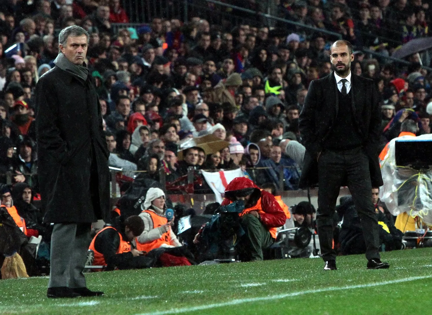 Foto: (Imago) - Jos&eacute; Mourinho e Pep Guardiola protagonizaram duelos marcantes &agrave; frente de Real Madrid e Barcelona, respectivamente
