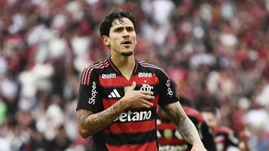 Flamengo corrige fragilidade, &eacute; letal contra o Palmeiras e inicia semana da vida com p&eacute; direito
