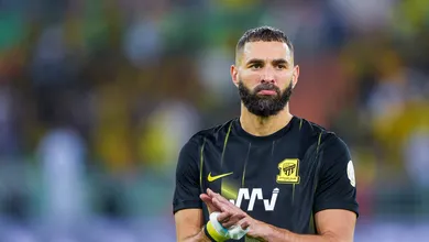 Tudo por Benzema: t&eacute;cnico que j&aacute; trabalhou com franc&ecirc;s se aproxima do Al-Ittihad