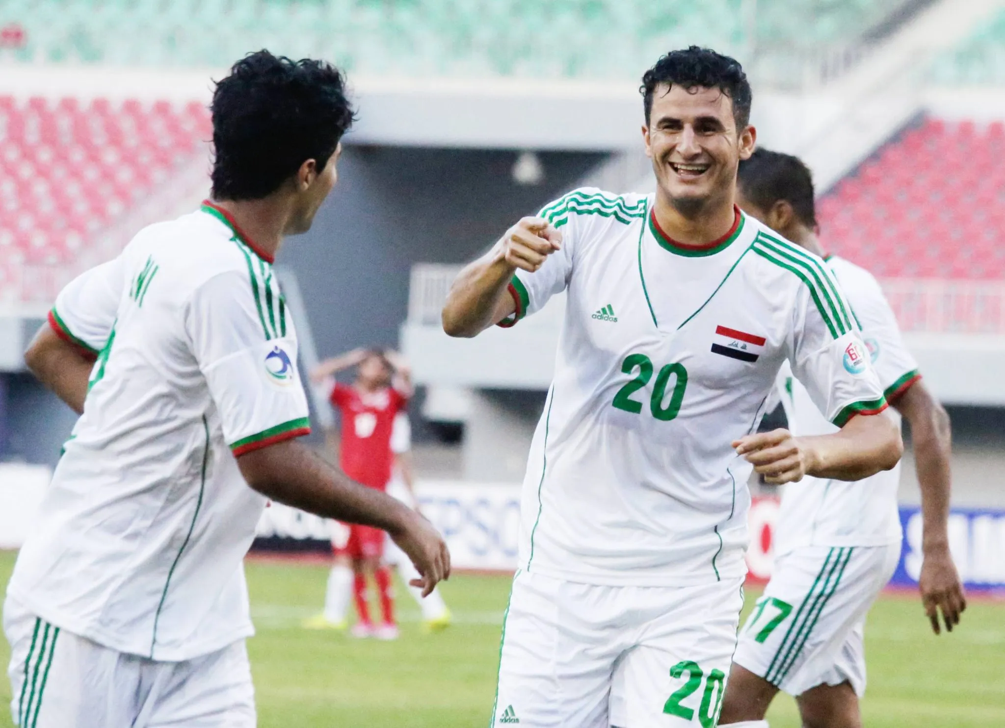 Aymen Hussein pela sele&ccedil;&atilde;o iraquiana sub-19, em 2014 (Foto: Imago/Xinhua)