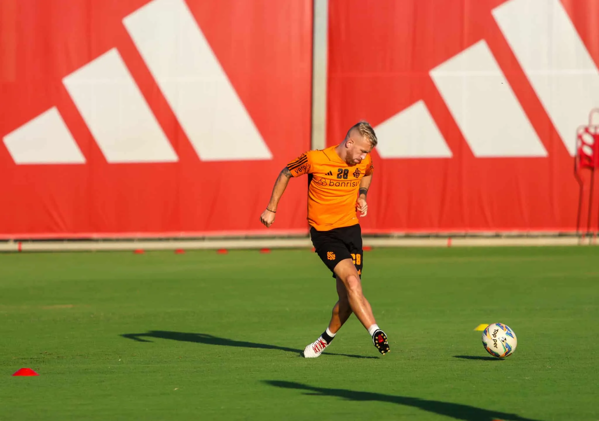 Jogo de hoje do Internacional d&aacute; a dica: Pedro Henrique deve mesmo ir para o Corinthians; veja valores