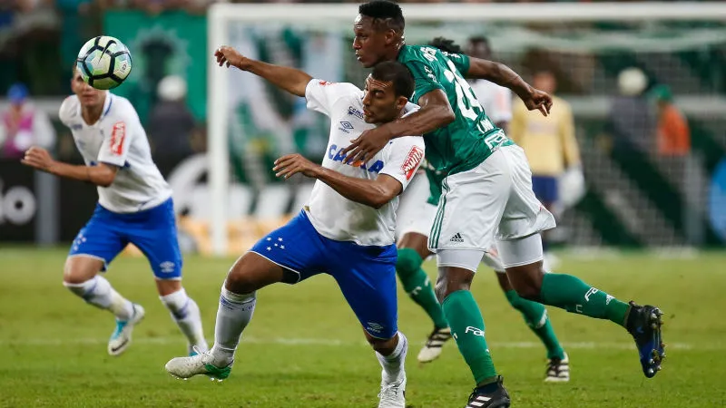 Um tempo todo do Cruzeiro, e outro do Palmeiras, produziram um 3 x 3 emocionante