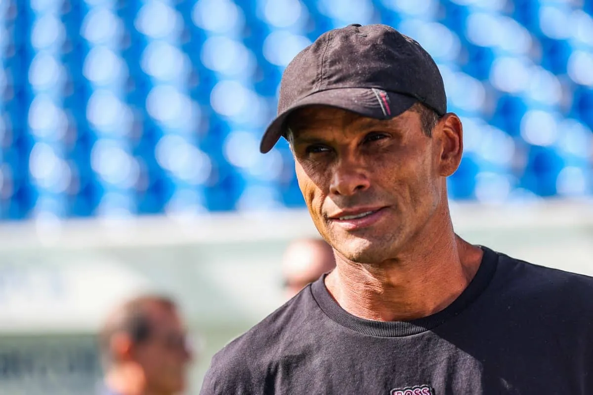 &lsquo;Seria um refor&ccedil;o incr&iacute;vel&rsquo;: Rivaldo diz quem gostaria de ver no Barcelona