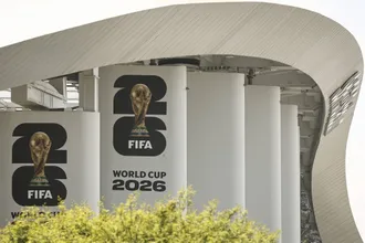 &lsquo;Camarote pode ter s&oacute; &aacute;gua e Doritos&rsquo;: Greve amea&ccedil;a atendimento em est&aacute;dio da Copa do Mundo