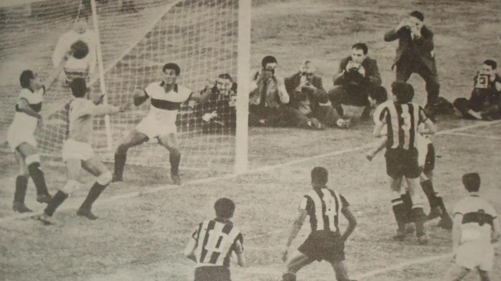 As finais continentais no Defensores del Chaco e no Mineir&atilde;o
