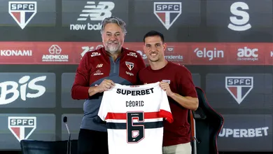 S&atilde;o Paulo n&atilde;o d&aacute; elenco como fechado e busca uma posi&ccedil;&atilde;o para Zubeld&iacute;a