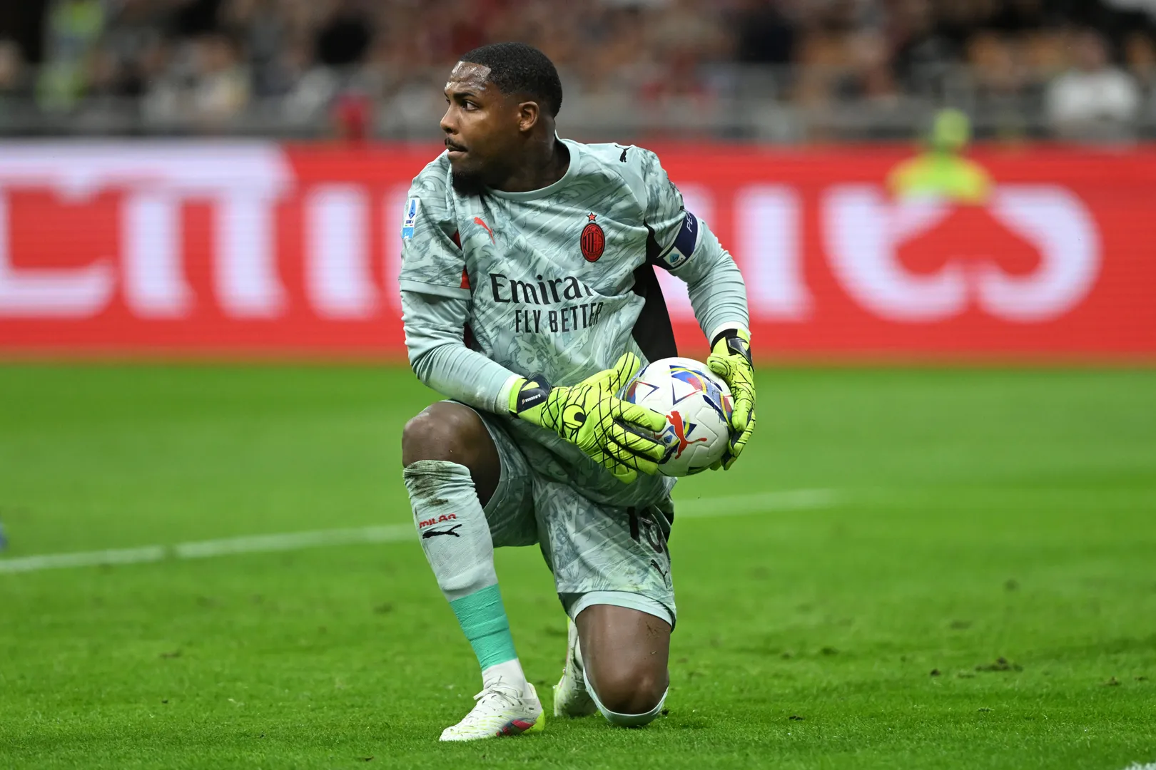 Mike Maignan, goleiro do Milan Foto: (Imago)
