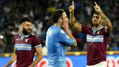 Lazio precisou de um &eacute;pico contra o Napoli para se classificar para a Champions