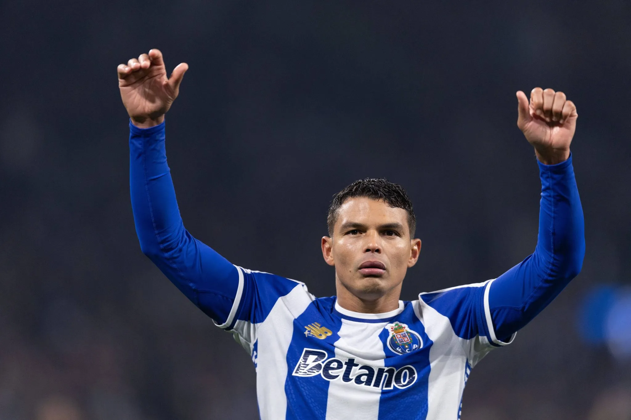 Thiago Silva em jogo do Porto