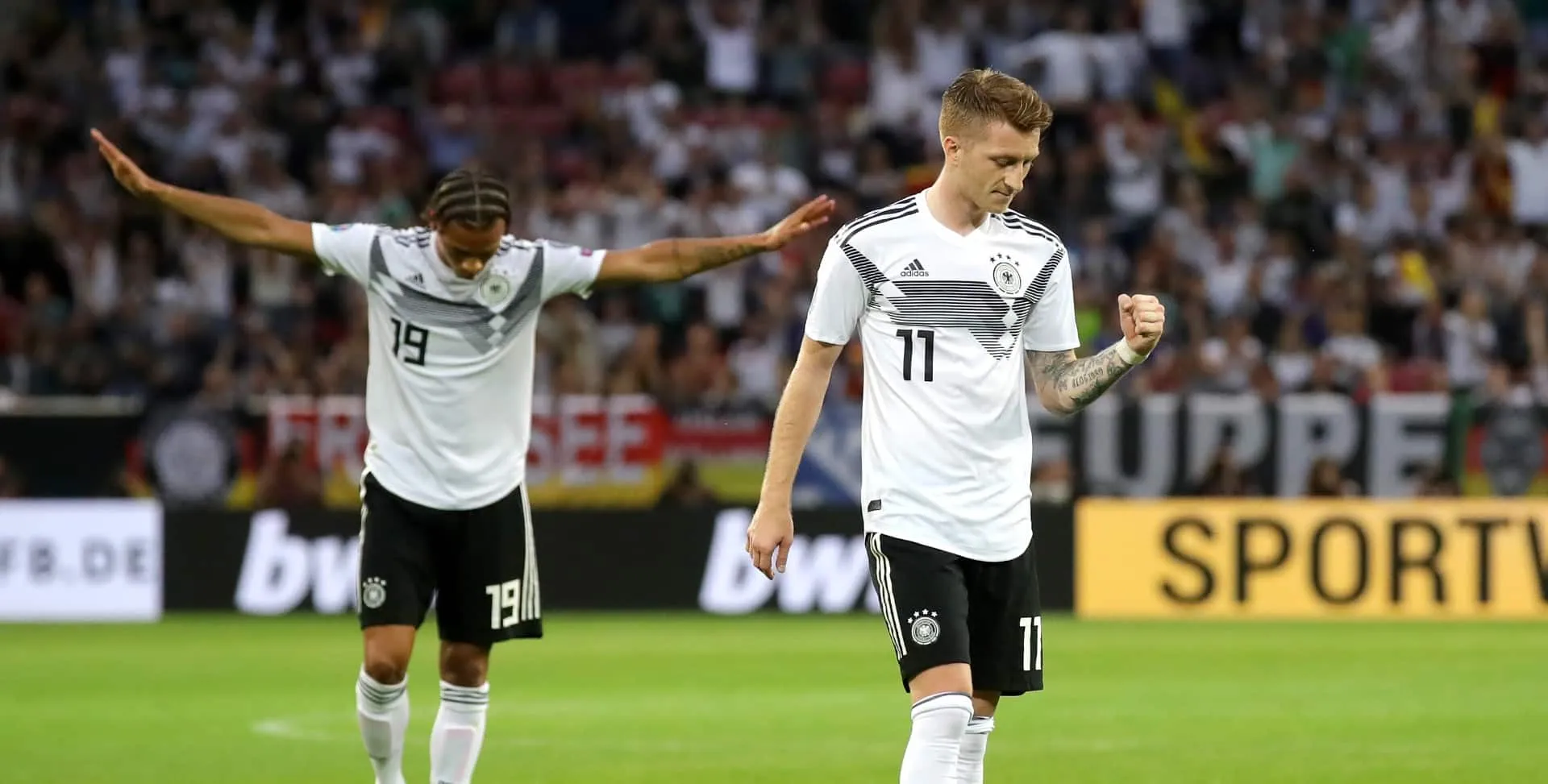 Massacre da Alemanha, ascens&atilde;o da Finl&acirc;ndia e voleio de Thauvin: um resum&atilde;o das Eliminat&oacute;rias da Euro