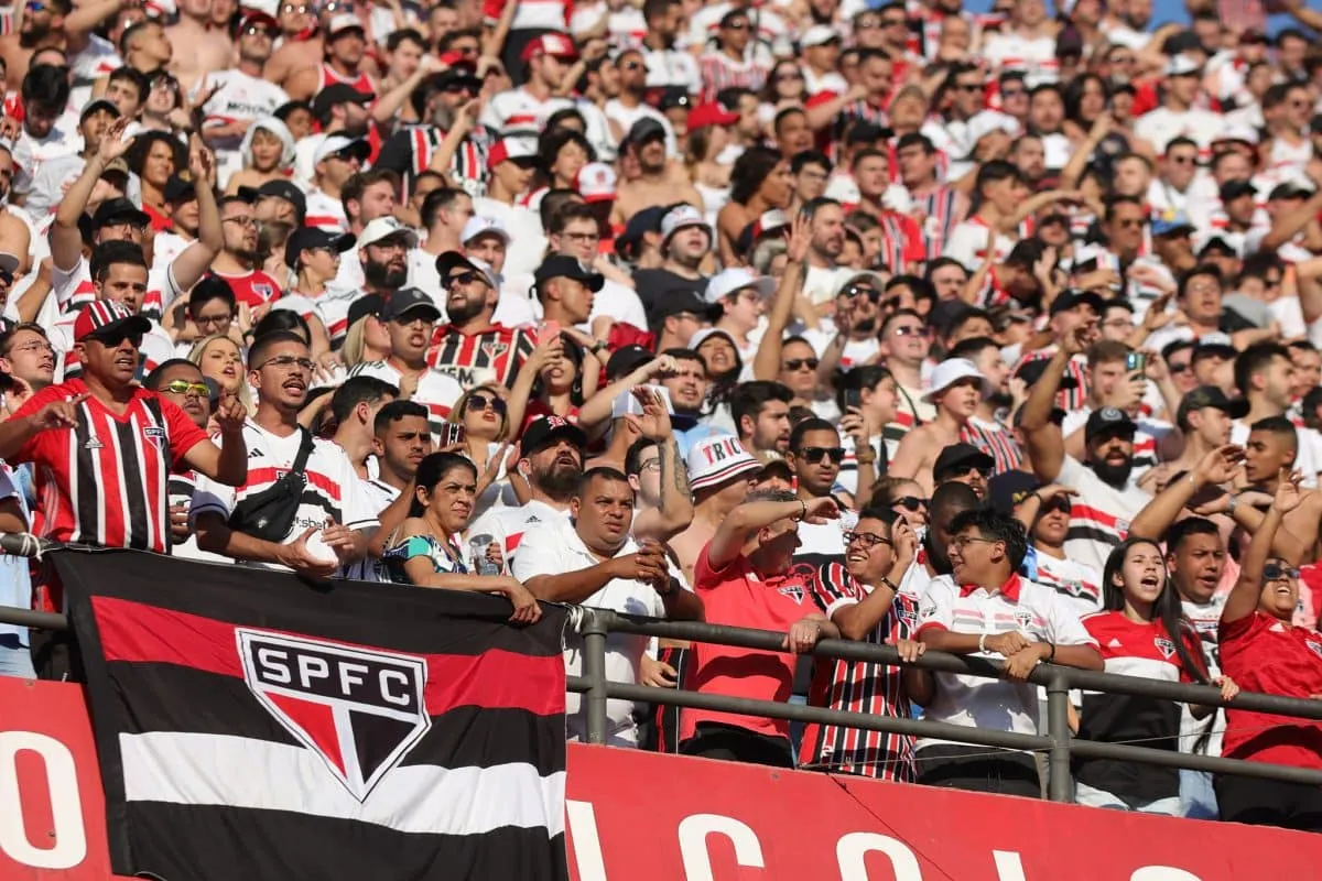 S&atilde;o Paulo deve bater 1 milh&atilde;o no Morumbi, mas casa cheia n&atilde;o tem surtido efeito esperado