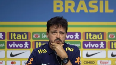 Diniz prepara mais uma convoca&ccedil;&atilde;o com baixas e j&aacute; tem plano para substituir Neymar na Sele&ccedil;&atilde;o