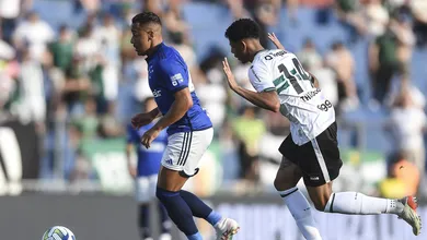 O futebol foi segundo plano, mas existiu: Cruzeiro perde para o Coritiba e enrola corda no pesco&ccedil;o