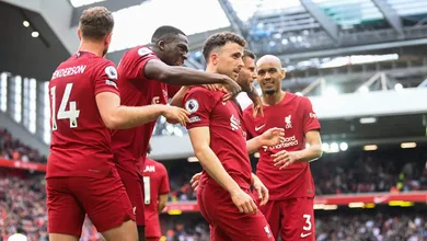 Liverpool e Tottenham entrela&ccedil;aram caos para produzir um joga&ccedil;o de cinema: o 4&times;3 que Diogo Jota resolveu quando tudo desabava