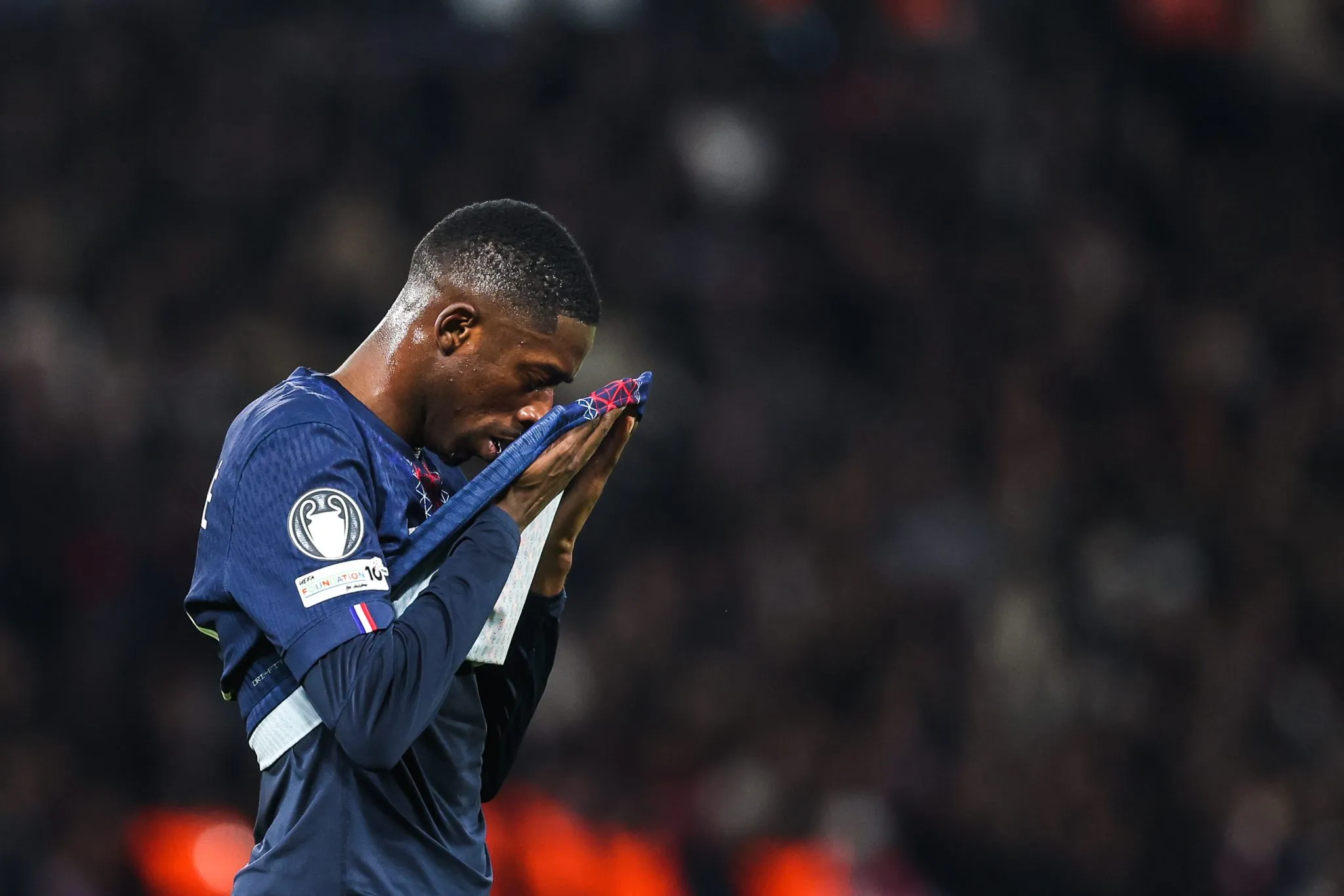 &lsquo;O que se passa no PSG &eacute; problema deles&rsquo;: T&eacute;cnico da Fran&ccedil;a responde pol&ecirc;mica sobre Demb&eacute;l&eacute;