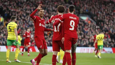 Em jogo animado, Liverpool passa f&aacute;cil pelo Norwich em Anfield e garante vaga nas oitavas da Copa da Inglaterra