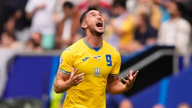 Ucr&acirc;nia vence Eslov&aacute;quia em duelo que vai al&eacute;m das quatro linhas na Euro 2024