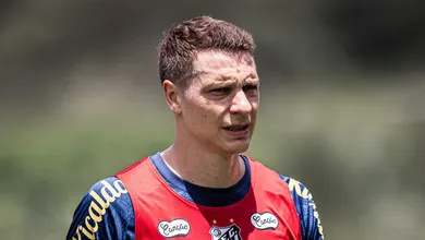 Santos descobriu o que ir&aacute; convencer Furch a trocar de clube