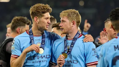 &Iacute;dolo do Manchester City pode acabar em rival ingl&ecirc;s ap&oacute;s &lsquo;chap&eacute;u&rsquo; na Juventus