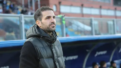 5 jogos, 4 vit&oacute;rias e F&agrave;bregas n&atilde;o &eacute; mais t&eacute;cnico do Como &mdash; mas n&atilde;o foi demitido nem pediu para sair
