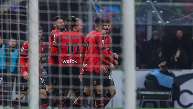 Sem fazer for&ccedil;a, o Milan se aproveitou de uma Roma fr&aacute;gil e confusa para embalar nova vit&oacute;ria na S&eacute;rie A