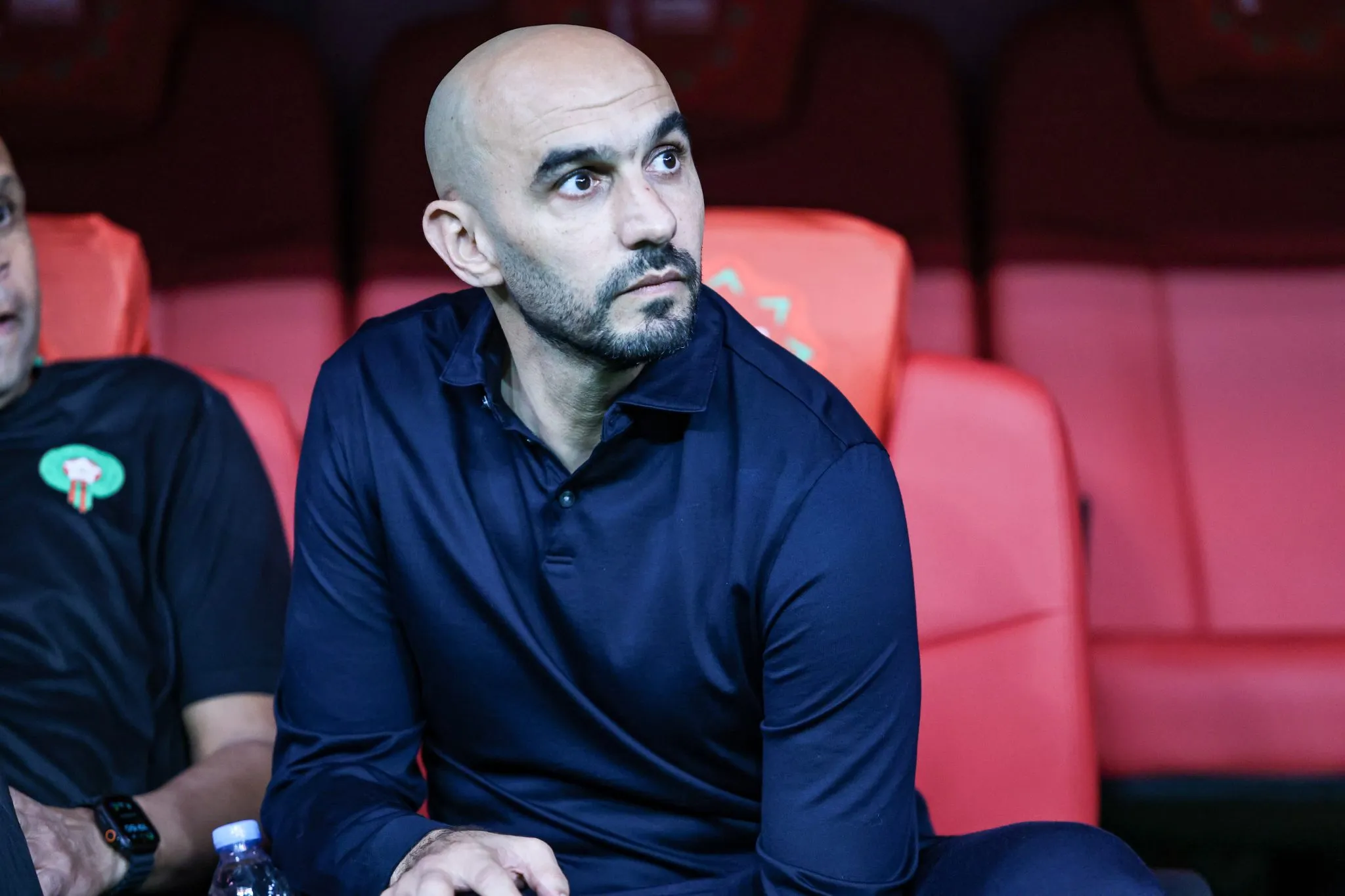 Walid Regragui, t&eacute;cnico de Marrocos, conviveu com cobran&ccedil;as e cr&iacute;ticas durante a CAN