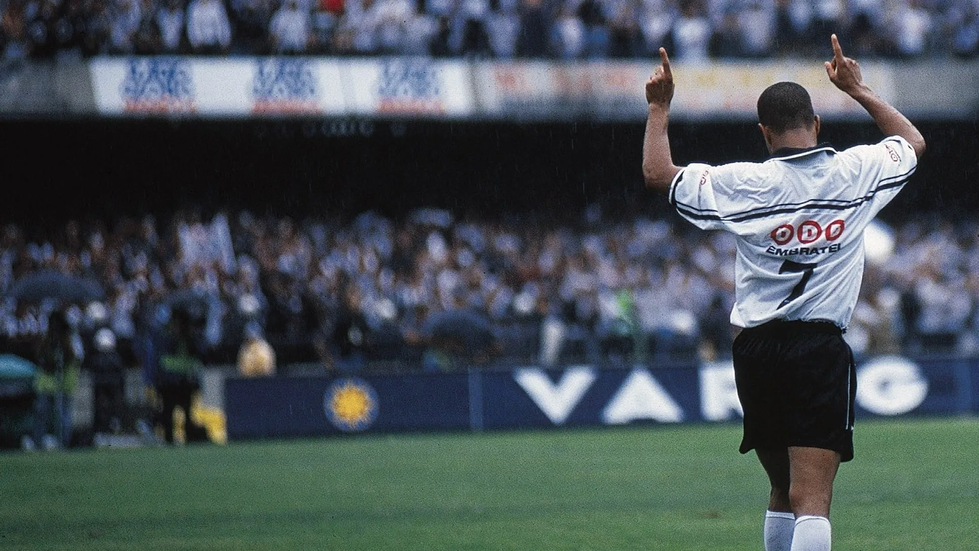 H&aacute; 20 anos, tudo estava bem por acabar bem no Corinthians, com o t&iacute;tulo brasileiro