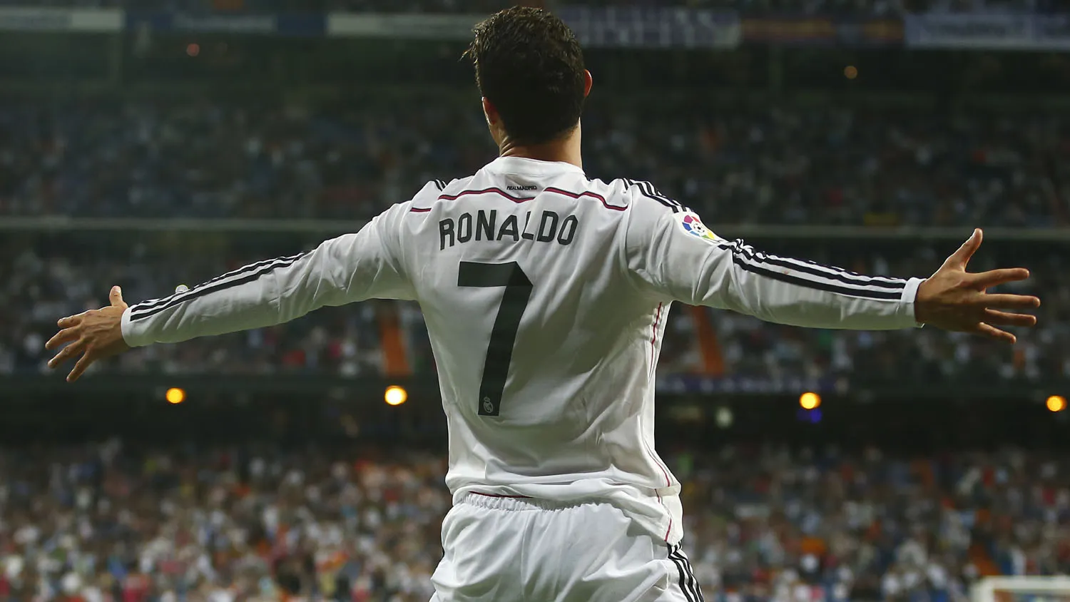 Cristiano Ronaldo, um trucidador de recordes (Foto: AP)
