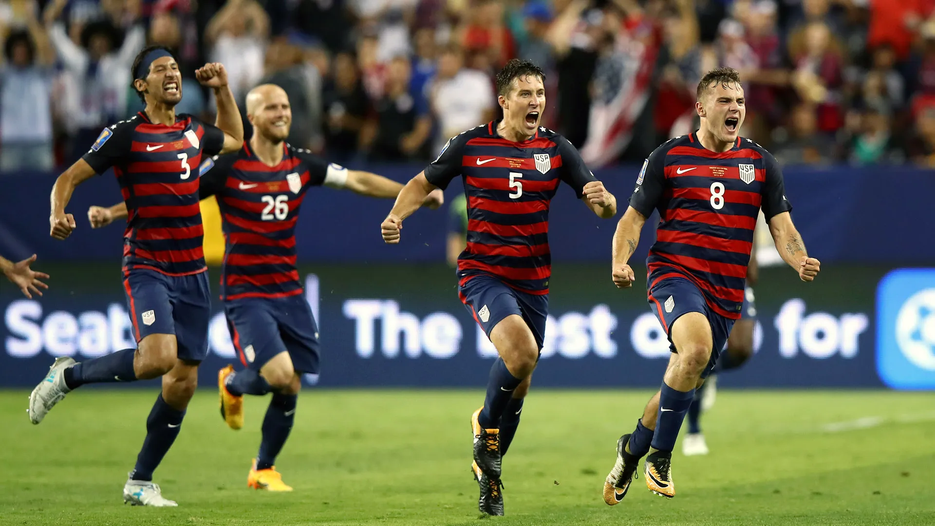 Em uma Copa Ouro desvalorizada, Estados Unidos ganham o t&iacute;tulo e op&ccedil;&otilde;es para Eliminat&oacute;rias