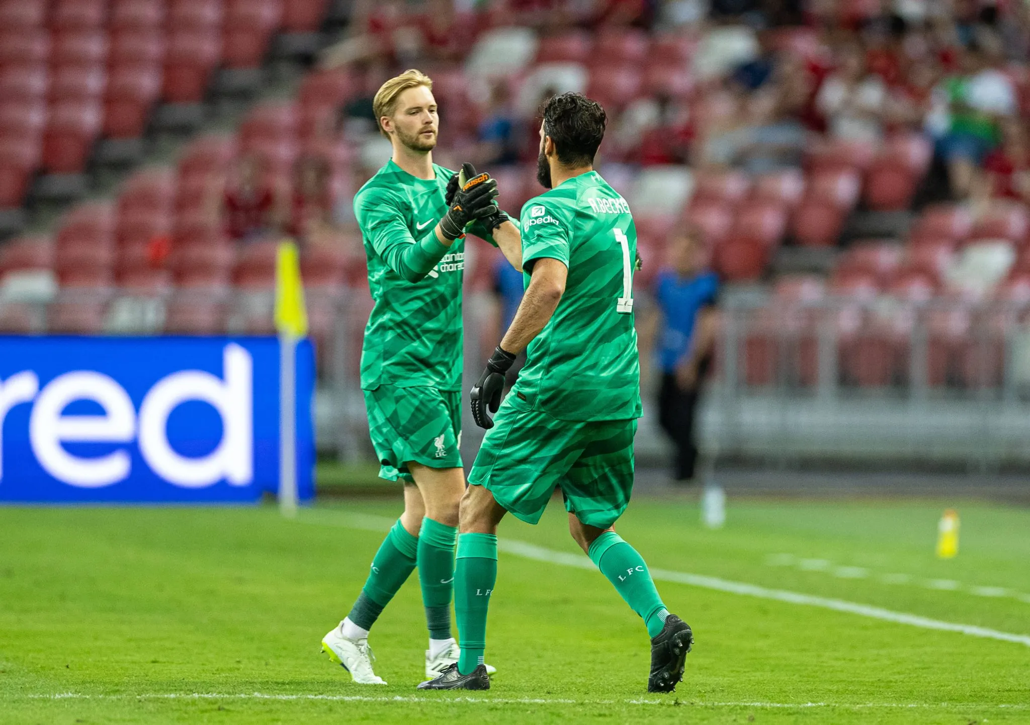 Alisson e Kelleher pelo Liverpool