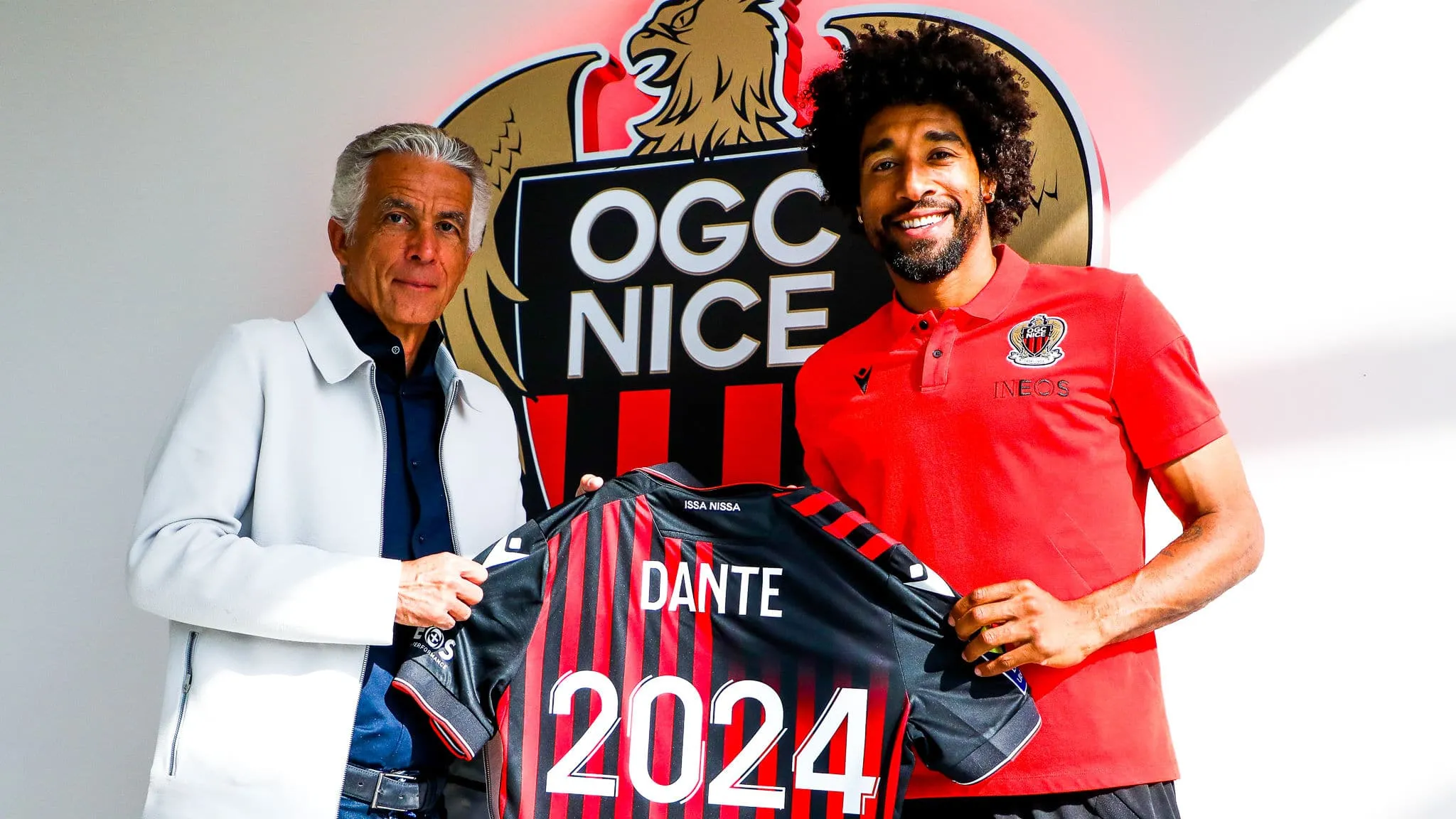 Aos 39 anos e com uma trajet&oacute;ria como capit&atilde;o e &iacute;dolo, Dante renova com o Nice at&eacute; 2024