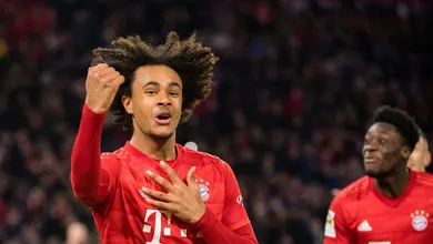 Este garoto tem estrela: Zirkzee marca dois minutos depois de entrar (de novo) e abre vit&oacute;ria do Bayern