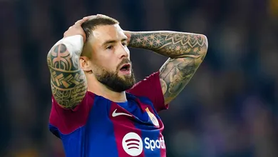 Barcelona monta esquema anti-tiktokers ap&oacute;s incidente com seu zagueiro
