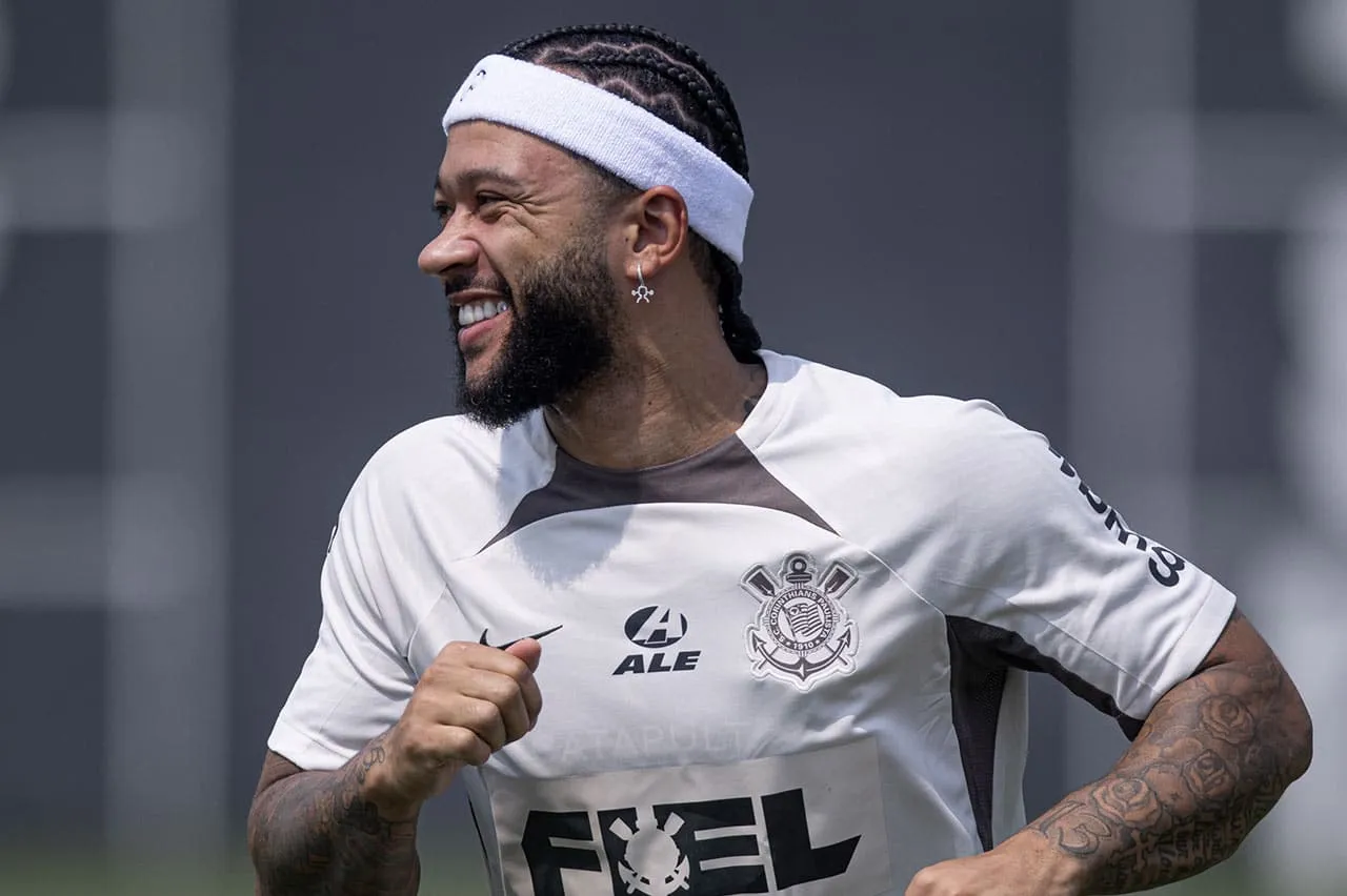 Quando ser&aacute; a estreia de Memphis Depay pelo Corinthians