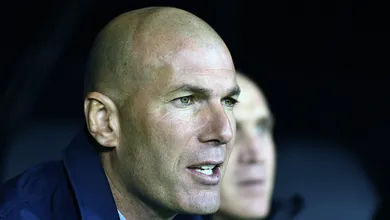 Valdano: &ldquo;Zidane chegou para corrigir Ben&iacute;tez e agora precisa corrigir a si mesmo&rdquo;