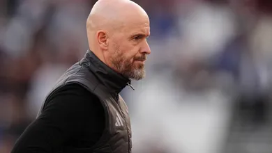 Demitido do Manchester United, Erik ten Hag j&aacute; &eacute; cogitado na It&aacute;lia