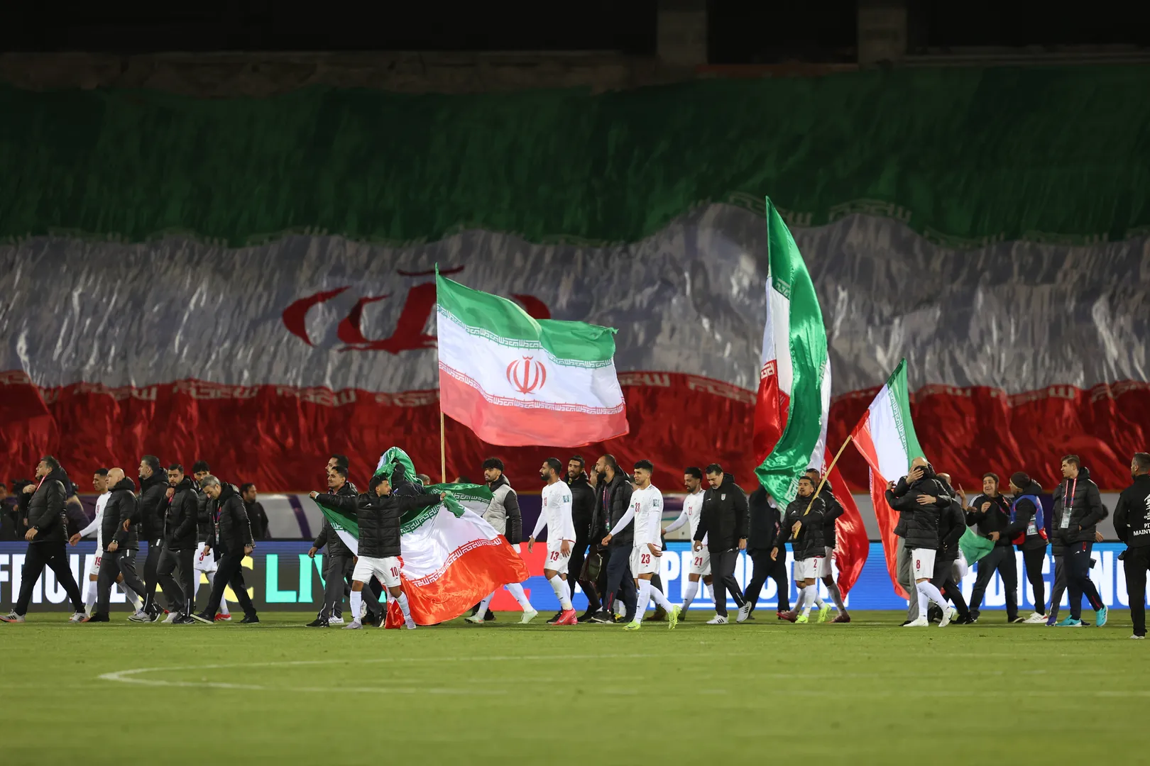 Sele&ccedil;&atilde;o do Ir&atilde; comemora classifica&ccedil;&atilde;o &agrave; Copa do Mundo de 2026