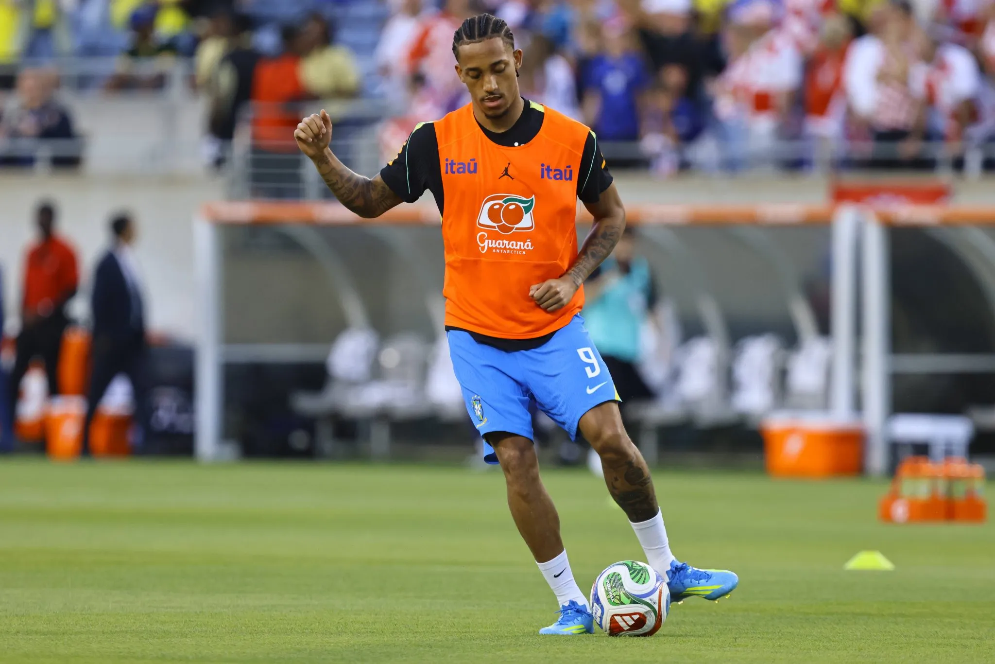 Jo&atilde;o Pedro antes de Brasil x Cro&aacute;cia