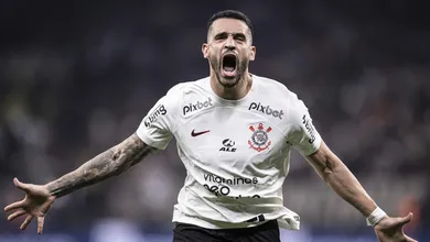 Sem &iacute;dolos e iniciando a reformula&ccedil;&atilde;o prometida pela nova gest&atilde;o, Corinthians vai penar para achar reposi&ccedil;&otilde;es