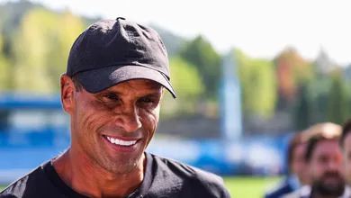 &Iacute;dolo do Barcelona, Rivaldo se rende a joia espanhola e aponta solu&ccedil;&atilde;o para o time catal&atilde;o