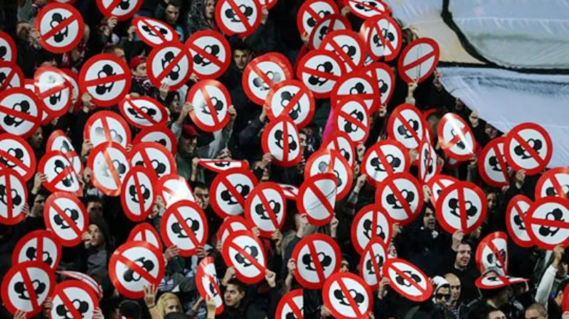 Clube da Luta da vida real: Ultras b&uacute;lgaros assinam &ldquo;c&oacute;digo de &eacute;tica&rdquo; para suas brigas