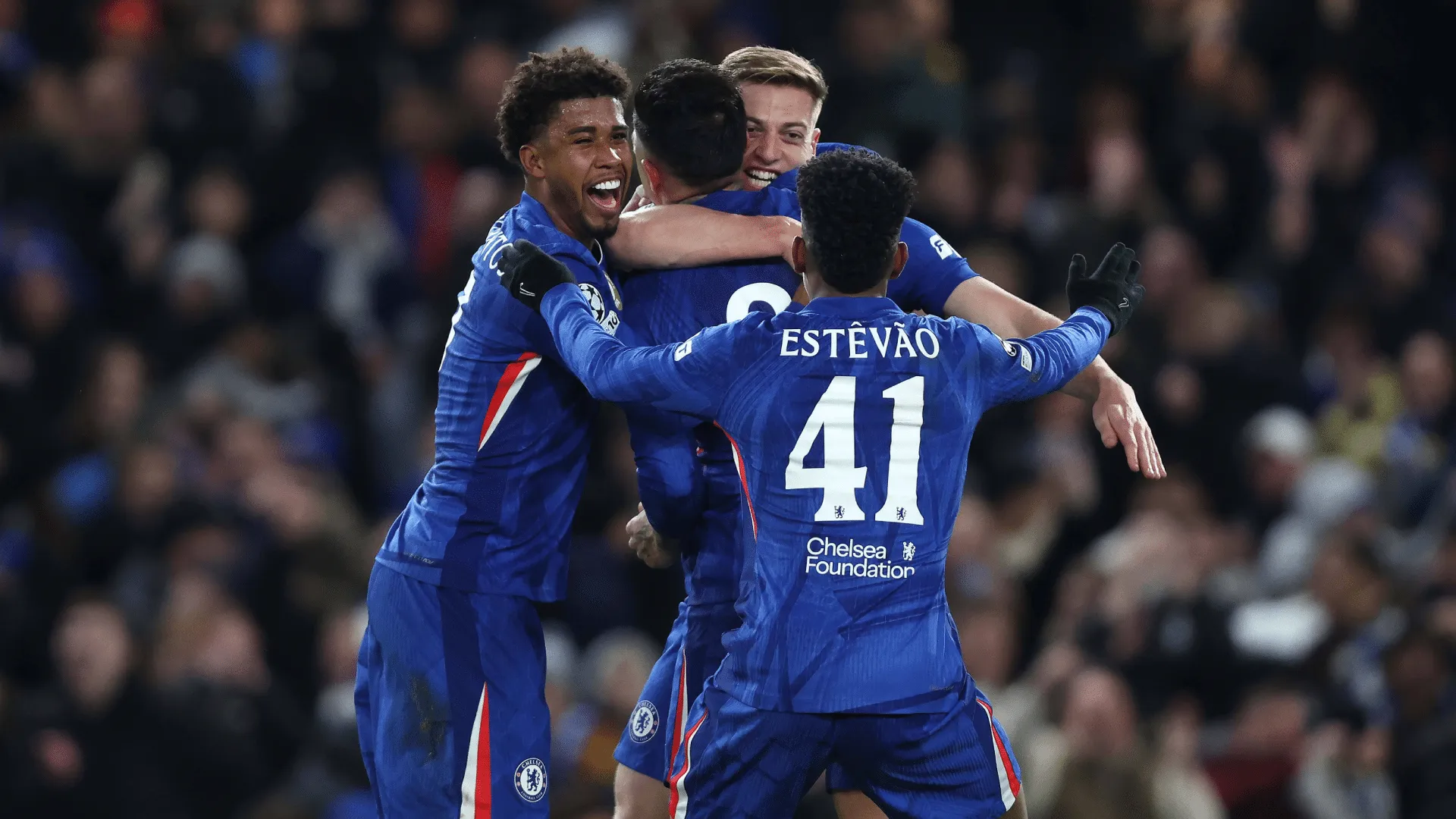 &lsquo;Ele est&aacute; pronto&rsquo;: Aus&ecirc;ncia de peso no Chelsea pode abrir caminho para brasileiro