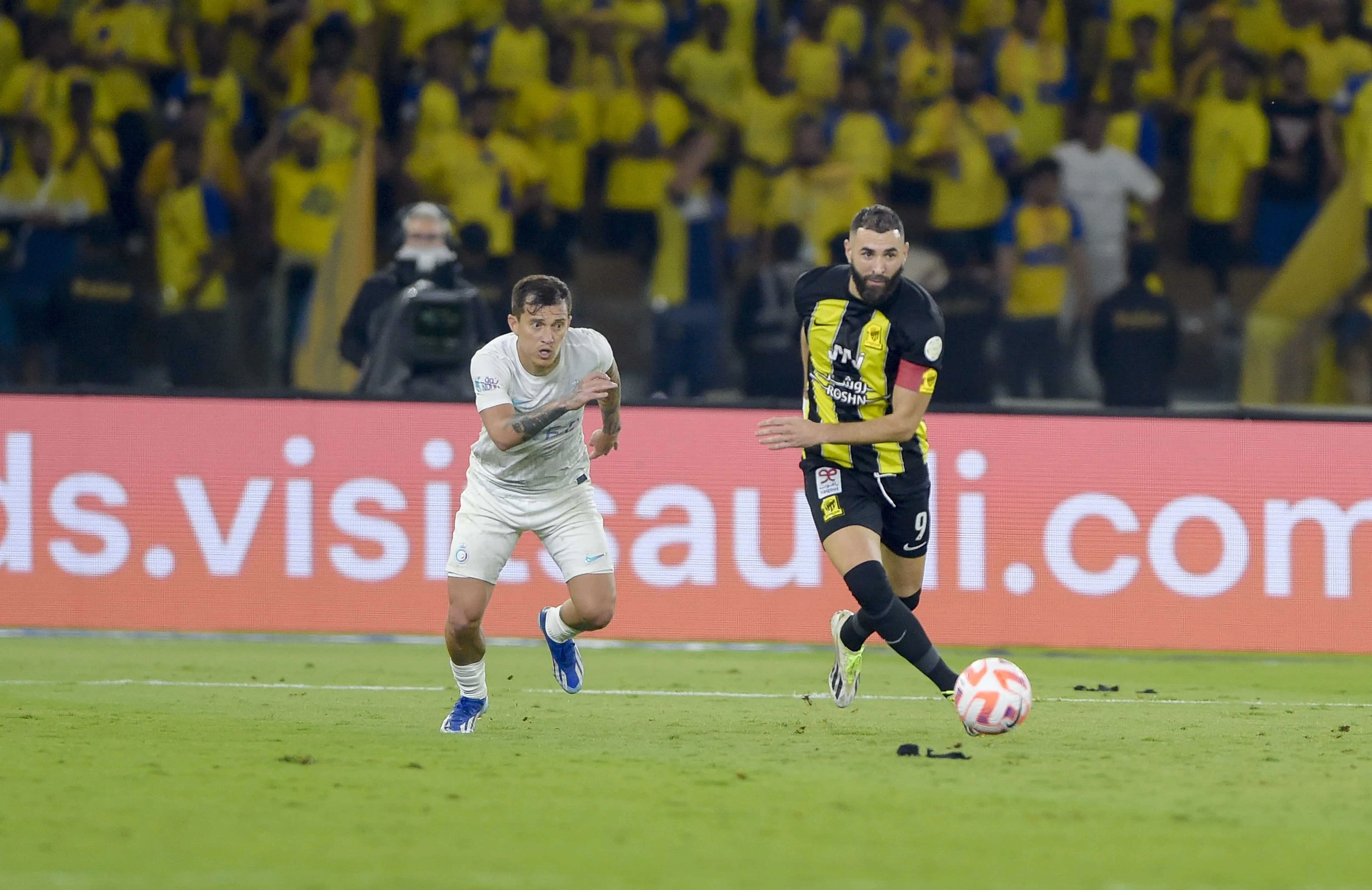 A car&iacute;ssima volta para casa: sa&iacute;da de jogadores da Ar&aacute;bia Saudita &eacute; cheia de empecilhos financeiros