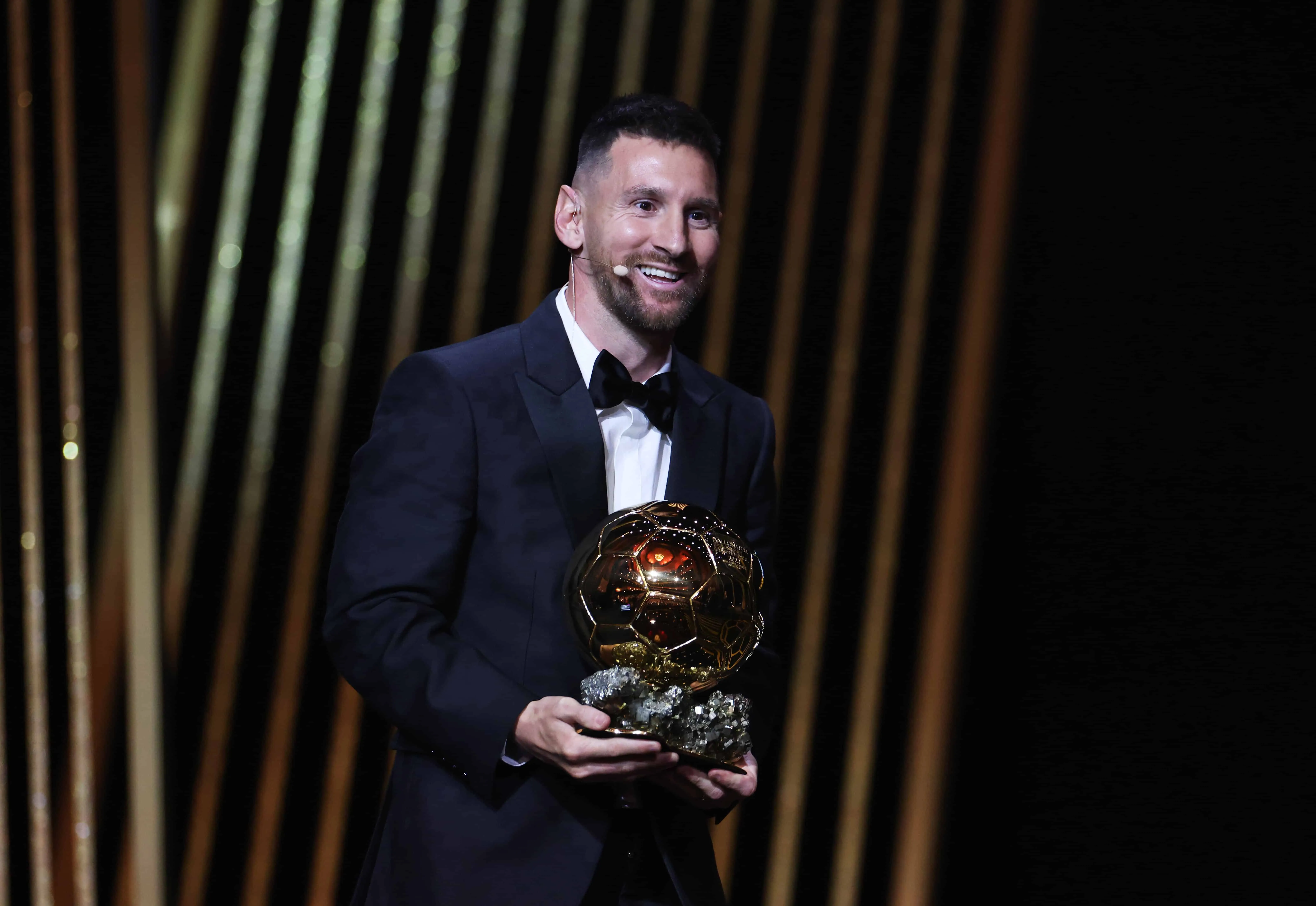 Oito vezes Messi: obrigado pelo privil&eacute;gio de nos deixar te assistir,&nbsp;M&aacute;gico