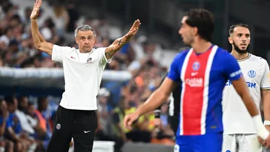 De 14 jogos no profissional a zero minutos: Joia do PSG perde espa&ccedil;o com Luis Enrique