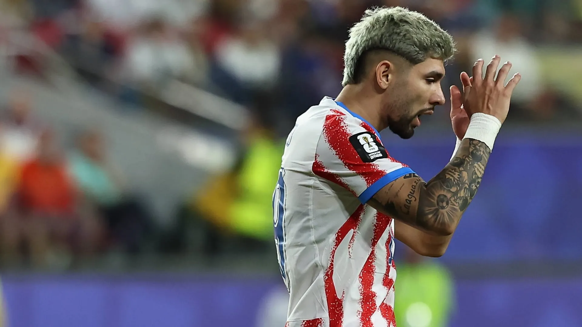 Julio Enciso, jogador do Paraguai, reage durante a partida entre Paraguai e Austr&aacute;lia pelo Grupo D da Copa do Mundo FIFA 2026, no San Francisco Bay Area Stadium, em S&atilde;o Francisco, nos Estados Unidos, em 25 de junho de 2026.