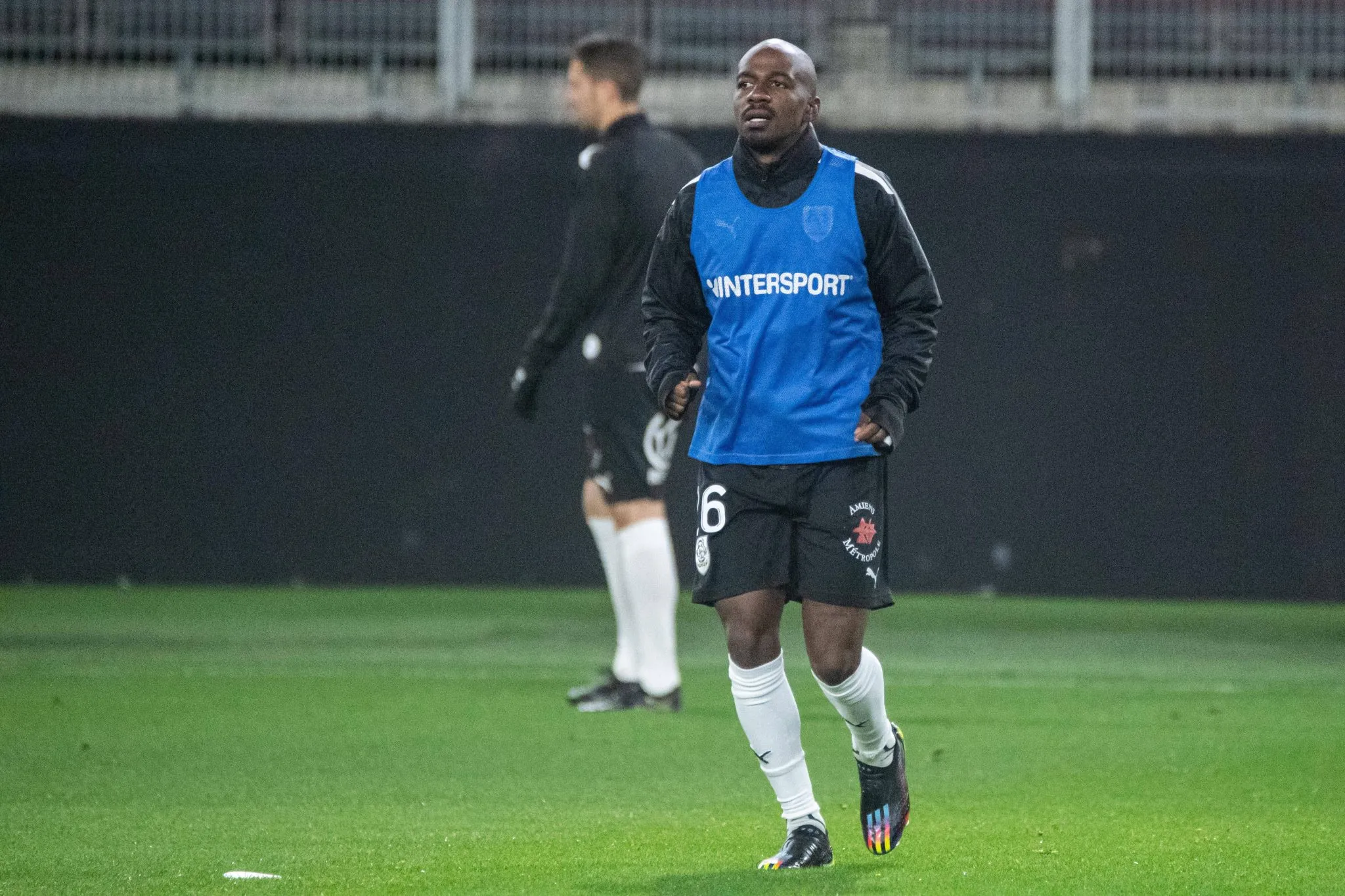 Gaël Kakuta, em atuação pelo Amiens SC, da França (Foto: IMAGO / Panoramic by PsnewZ)
